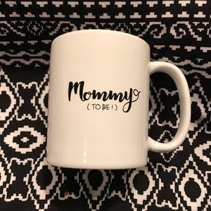 🌻 2 for $10 NIB Mugaholics Mommy To Be Mug